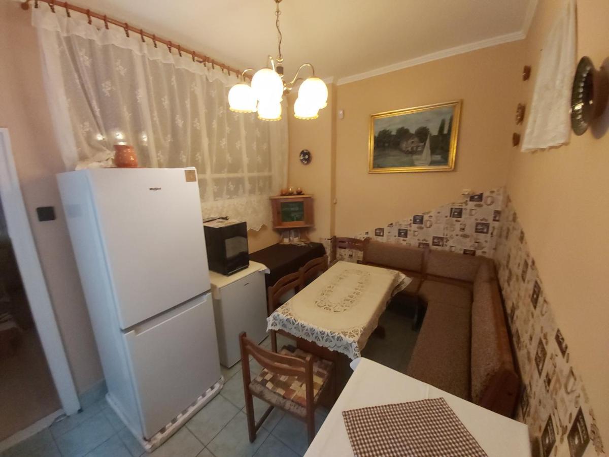 Var-Lak Vendeghaz Szendro Buitenkant foto